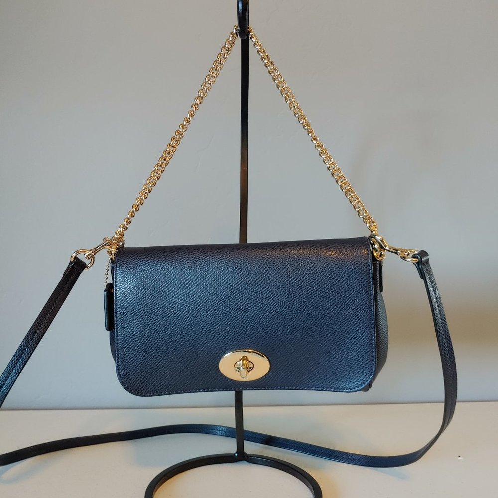 Coach Turn-lock Crossbody "LIKE NEW"
